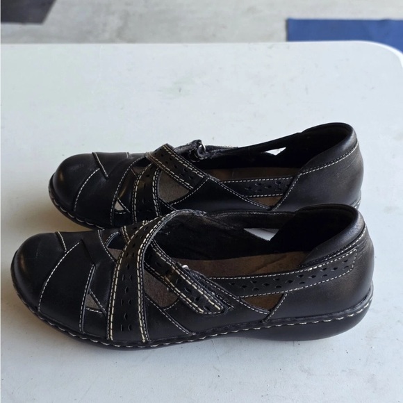 Clarks Collection Loafers 8M Women Black Leather Shoes Comfort Excellent - Picture 7 of 12